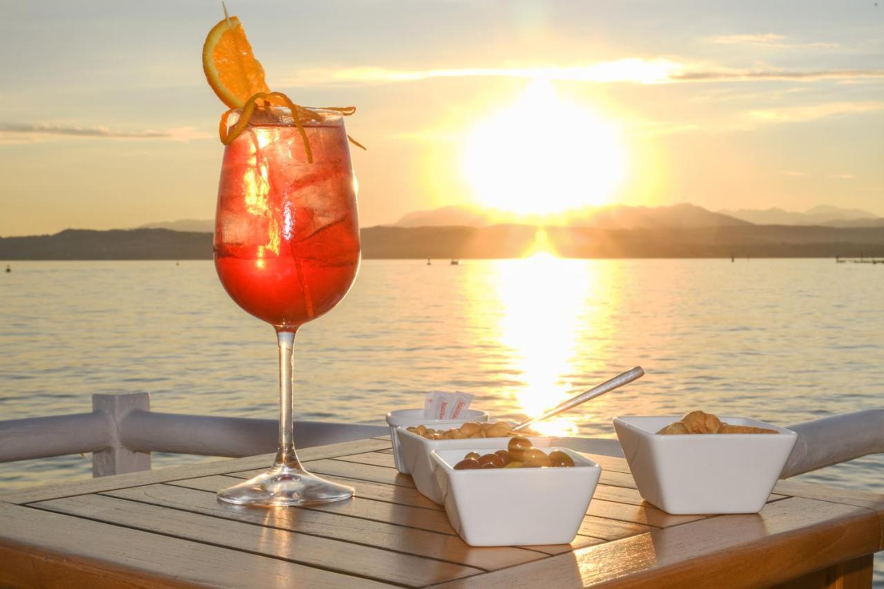 Hotel Flaminia Sirmione Bagian luar foto