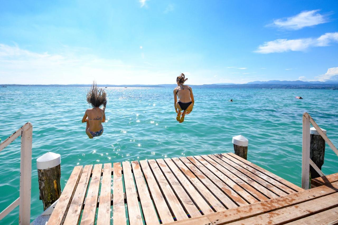 Hotel Flaminia Sirmione Bagian luar foto