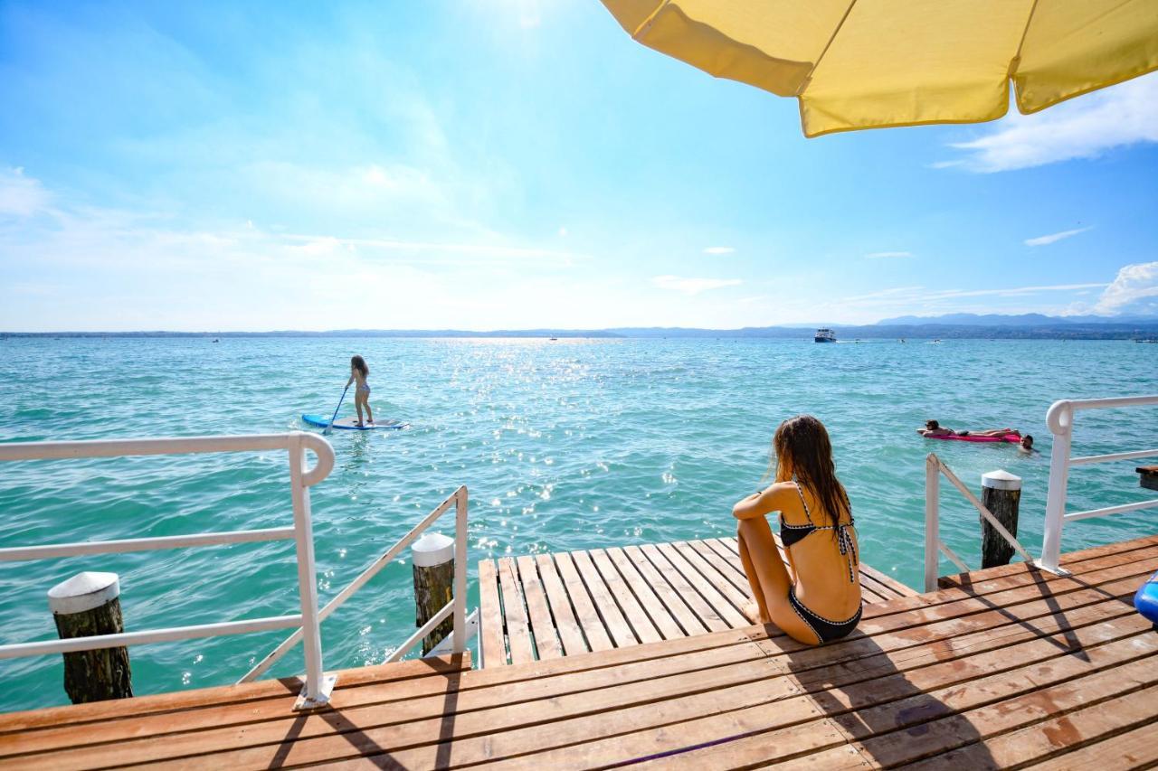 Hotel Flaminia Sirmione Bagian luar foto